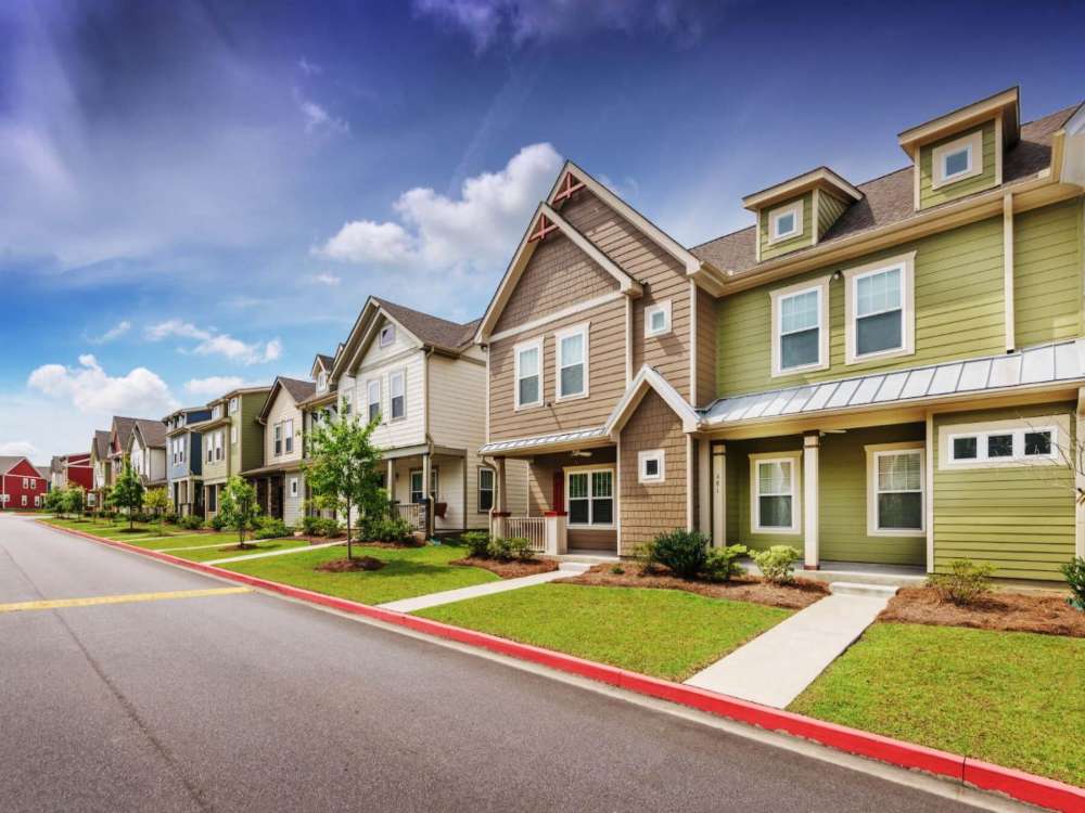 Key factors like location cost and amenities when choosing student housing in Statesboro, GA